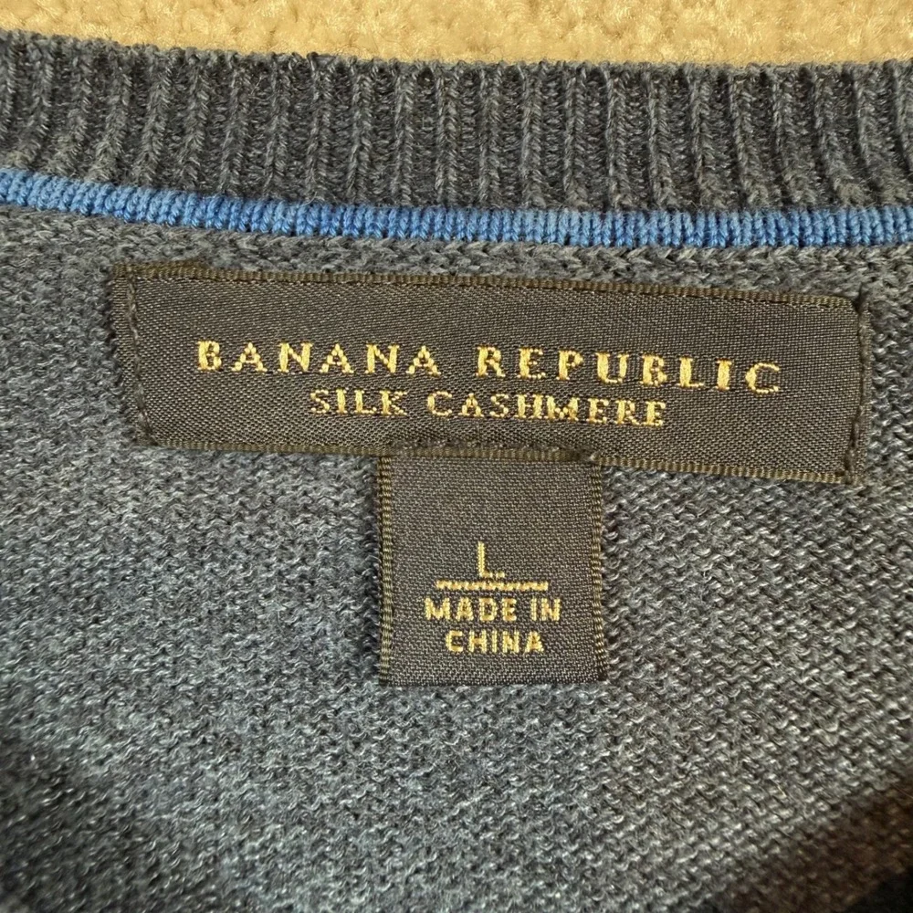 Banana Republic V-Neck Sweater Mens Large‎ Blue Silk Cashmere Blend Long Sleeve